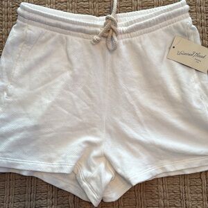 Universal Thread Women's White Casual Shorts